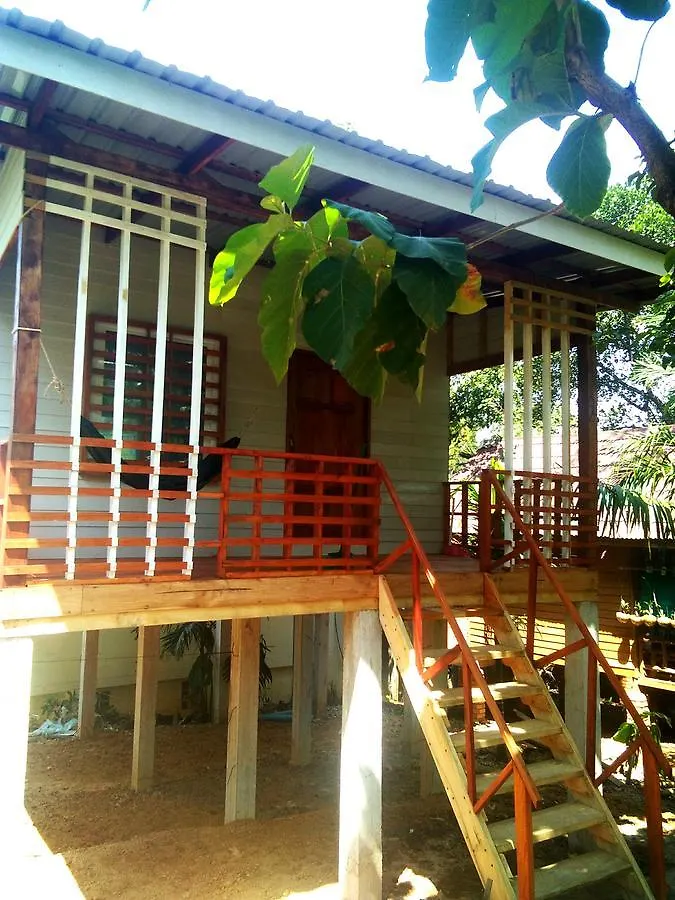 Resort Hutyee Boat Bungalow Koh Lanta