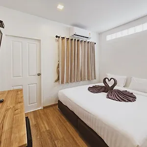 Casa Maya House Hostel Phi Phi Don