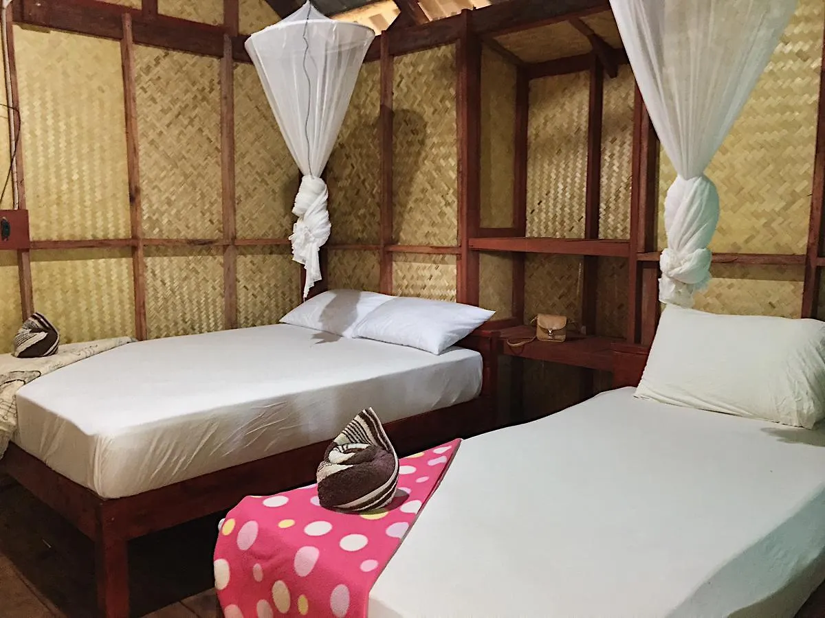 Hutyee Boat Bungalow Ko Lanta
